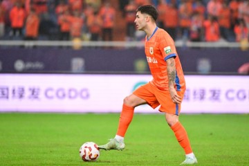 世界杯高清观看-加盟仅半年！阿斯：泰山后卫洛佩斯与球队解约，将加盟阿尔瓦塞特